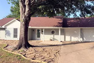 1111 Joel St, Groesbeck, TX 76642 - Photo 39