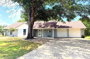 1111 Joel St, Groesbeck, TX 76642 - Photo 31