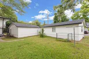 3008 Choctaw Rd, Commerce, TX 75428 - Photo 15