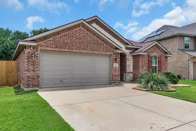 529 Beechgrove Terrace, Fort Worth, TX 76140 - Photo 3