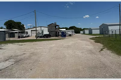 10132 Crowley Road N, Crowley, TX 76036 - Photo 19