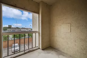 4800 W Lovers Ln, Dallas, TX 75209 - Photo 13