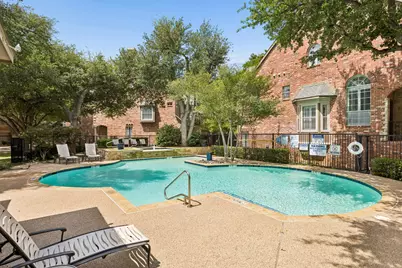 4147 Towne Green Circle, Addison, TX 75001 - Photo 31
