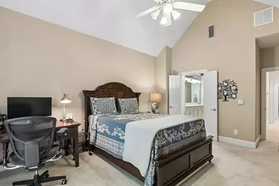4147 Towne Green Circle, Addison, TX 75001 - Photo 17