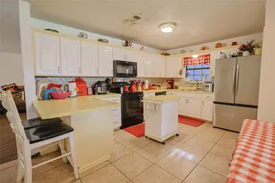 111 Songwood Drive, Weatherford, TX 76087 - Photo 7