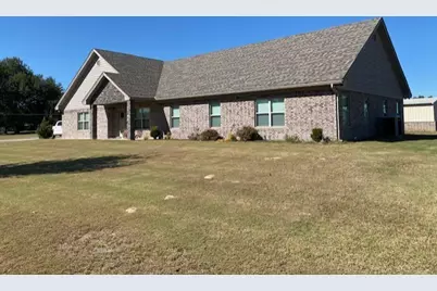 308 N Douglas, Bogata, TX 75417 - Photo 1