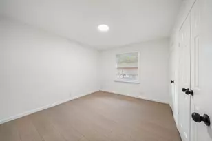 402 E Linda Dr, Garland, TX 75041 - Photo 15