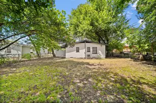 402 E Linda Dr, Garland, TX 75041 - Photo 23