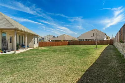 321 Sedalia Trail, Justin, TX 76247 - Photo 21