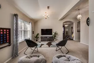 2732 Excalibur Dr, Grand Prairie, TX 75052 - Photo 5