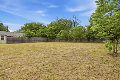 719 N Border Street, Cleburne, TX 76031 - Photo 3