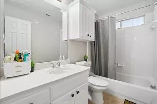 312 Foxglove Ct, Grand Prairie, TX 75052 - Photo 27