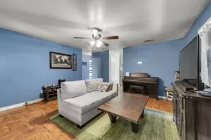 921 E Annie St, Fort Worth, TX 76104 - Photo 9