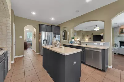 4304 Lone Oak Drive, Mansfield, TX 76063 - Photo 11