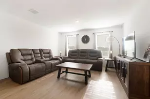 475 Whistlestop Wy, Ferris, TX 75125 - Photo 5
