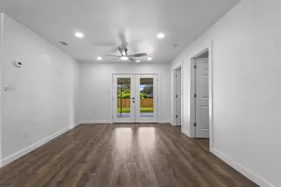 2006 Ridgeway Street, Arlington, TX 76010 - Photo 11