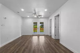 2006 Ridgeway St, Arlington, TX 76010 - Photo 11