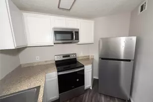 1900 W Taylor St, Sherman, TX 75092 - Photo 5