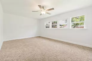 6427 Howard Ave, Dallas, TX 75227 - Photo 15