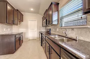 1108 Cheyenne Dr, Aubrey, TX 76227 - Photo 17
