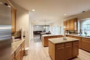 5229 St Croix Ln, Fort Worth, TX 76137 - Photo 9