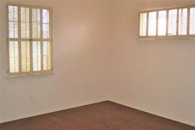 2717 Foxcroft Circle, Denton, TX 76209 - Photo 11