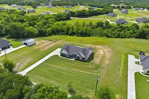 434 Younger Ranch Rd, Azle, TX 76020 - Photo 39