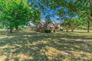 1916 Church St, Sulphur Springs, TX 75482 - Photo 3