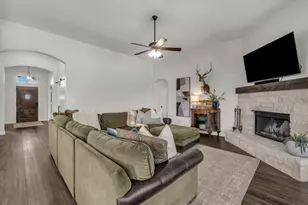 1036 Northern Oaks Ct, Springtown, TX 76082 - Photo 25