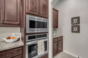 1036 Northern Oaks Ct, Springtown, TX 76082 - Photo 29