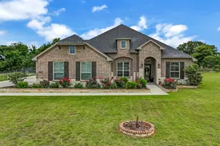 1036 Northern Oaks Ct, Springtown, TX 76082 - Photo 1