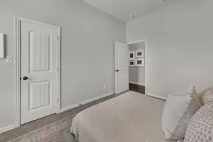 1036 Northern Oaks Ct, Springtown, TX 76082 - Photo 11