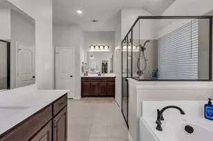 1036 Northern Oaks Ct, Springtown, TX 76082 - Photo 21