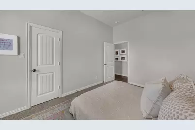 1036 Northern Oaks Court, Springtown, TX 76082 - Photo 13
