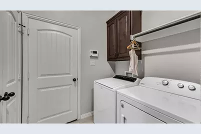 1036 Northern Oaks Court, Springtown, TX 76082 - Photo 11