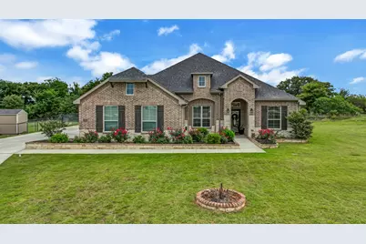 1036 Northern Oaks Court, Springtown, TX 76082 - Photo 1