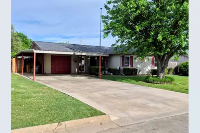 191 Hampton Street, Graham, TX 76450 - Photo 3