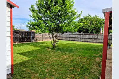 191 Hampton Street, Graham, TX 76450 - Photo 17