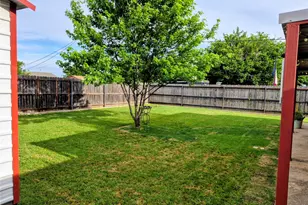 191 Hampton St, Graham, TX 76450 - Photo 17