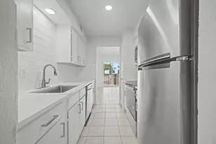 8095 Meadow Rd, Dallas, TX 75231 - Photo 11