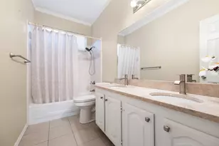 3784 Lakeway Ct, Addison, TX 75001 - Photo 25