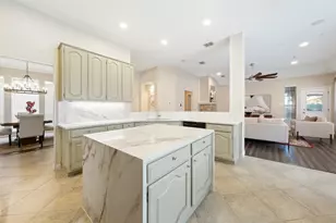 3784 Lakeway Ct, Addison, TX 75001 - Photo 9