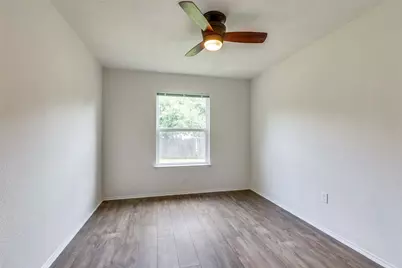 1505 Gentle Wind Drive, Arlington, TX 76018 - Photo 9