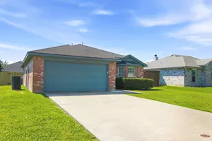 311 S Chestnut St, Forney, TX 75126 - Photo 3