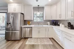 1425 Blackhawk Cir, Granbury, TX 76048 - Photo 13