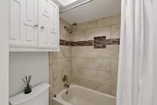 8710 Sanshire Ave, Dallas, TX 75231 - Photo 27