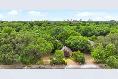 8710 Sanshire Avenue, Dallas, TX 75231 - Photo 35
