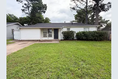 136 Highland Drive, Ennis, TX 75119 - Photo 1