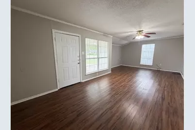 136 Highland Drive, Ennis, TX 75119 - Photo 3
