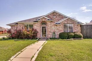 8806 Oakwood Ln, Frisco, TX 75035 - Photo 1